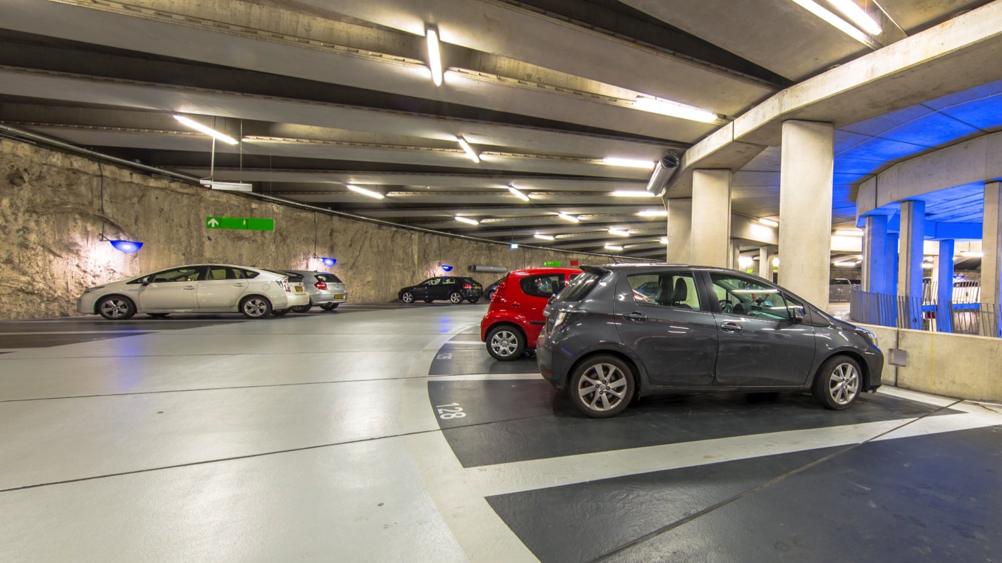 Short Stay Car Park Dublin Airport cpireland.crowneplaza.com