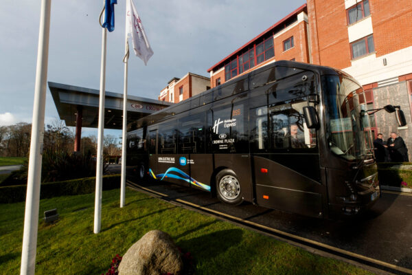 Crowne Plaza Shuttle Bus - Airport Transfer